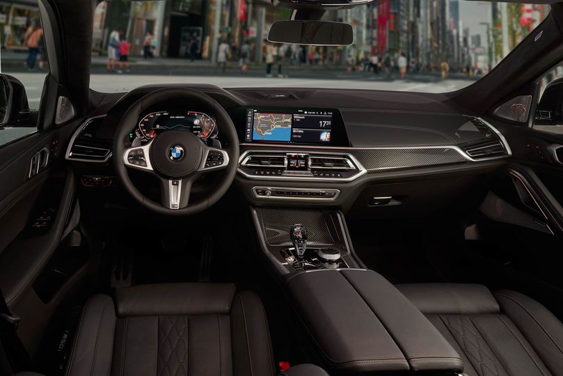 The X6 has giant display screens in a cabin that&rsquo;s more luxurious than before.